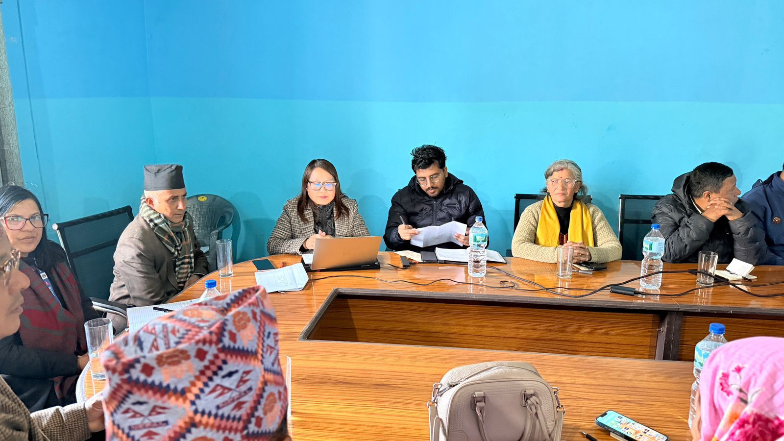 मिति २०८२/०९/२५ गते खोटाङ जिल्ला विपद् व्यवस्थापन समितिको बैठकको तस्विरहरू।